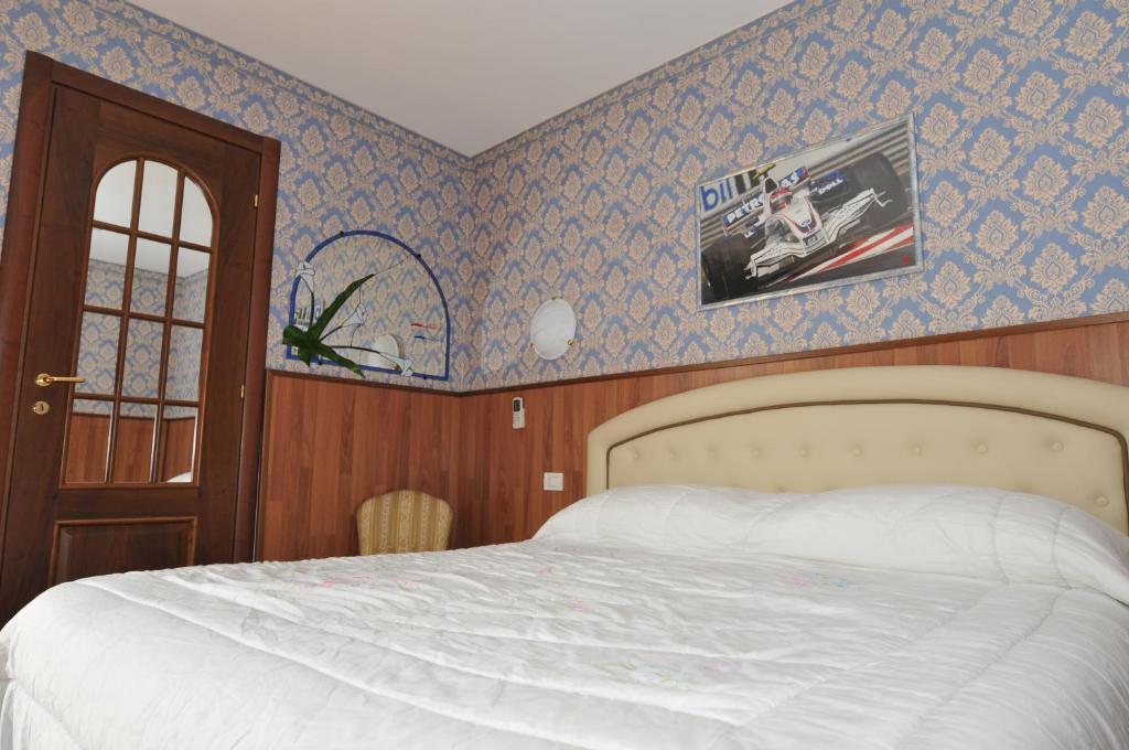Hotel Fossati Triuggio Pokoj fotografie